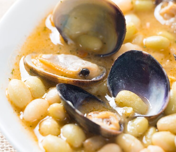 ALUBIAS CON ALMEJAS, RICO Y FÁCIL DE PREPARAR